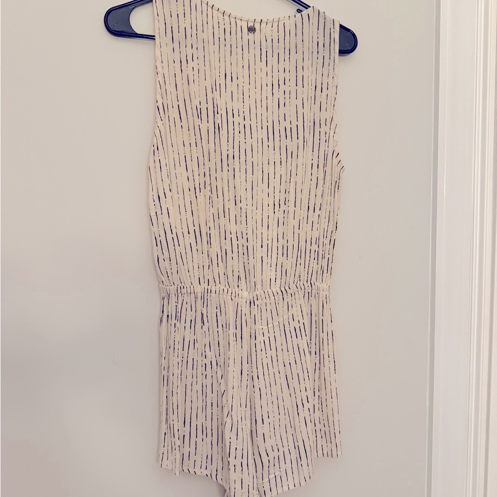 Billabong romper, medium